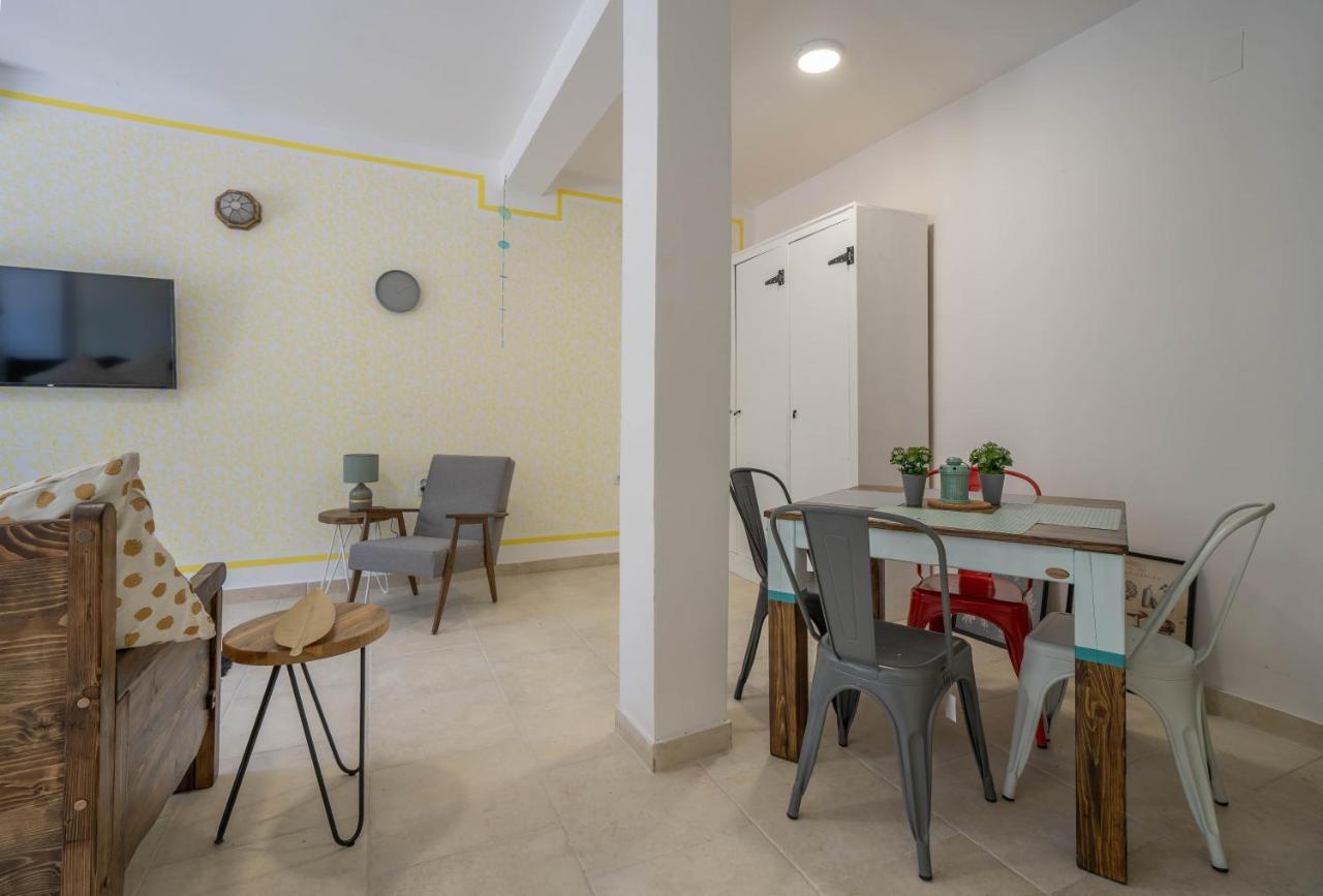 Apartments Oliva Risan Esterno foto